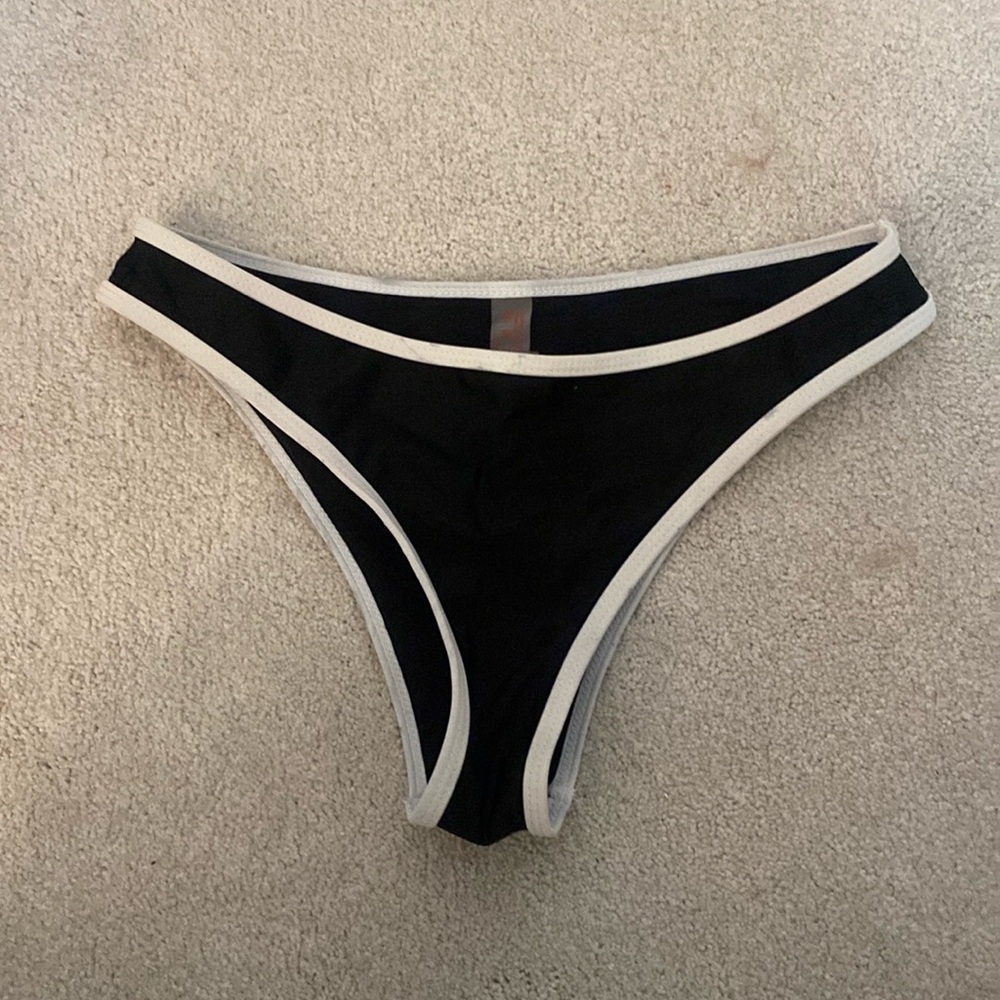 black bikini bottoms